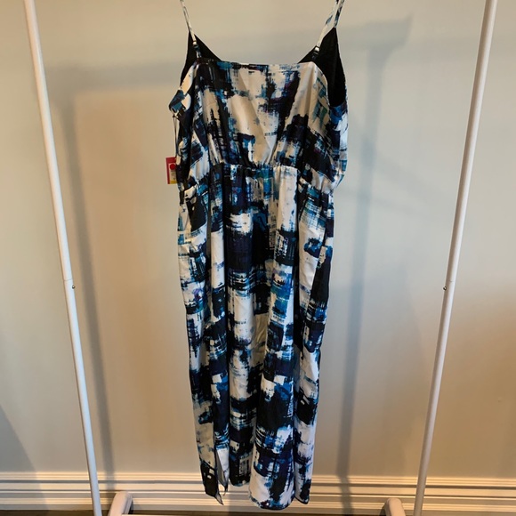 NWT Vince Camuto Midi Dress - Picture 2 of 5